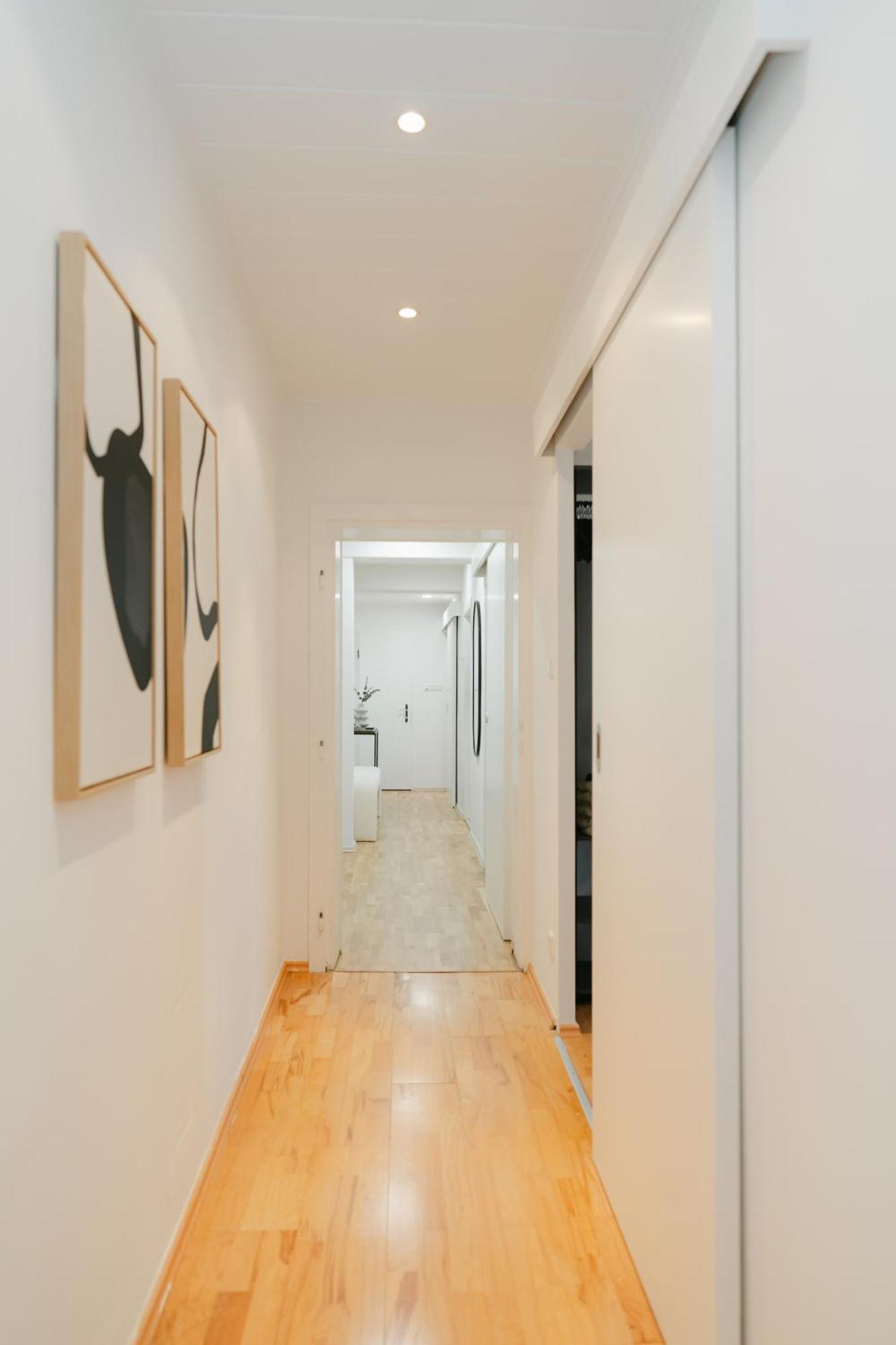 Comfy Apt For 4-6, 5 Min To Center, No Lift Currently Wien Ngoại thất bức ảnh